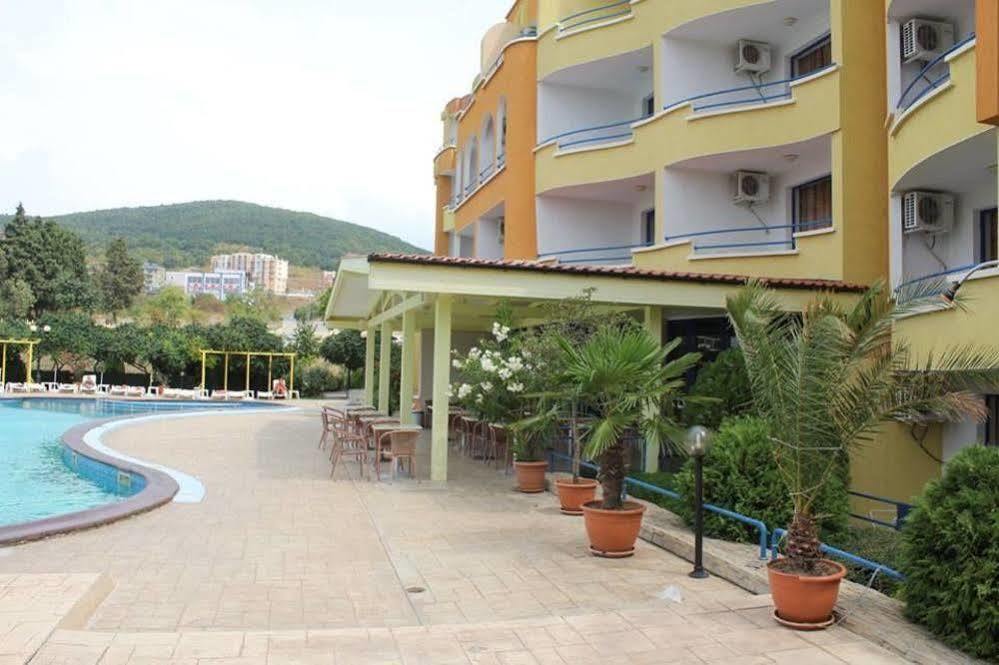 Siana Hotel Sveti Vlas Esterno foto