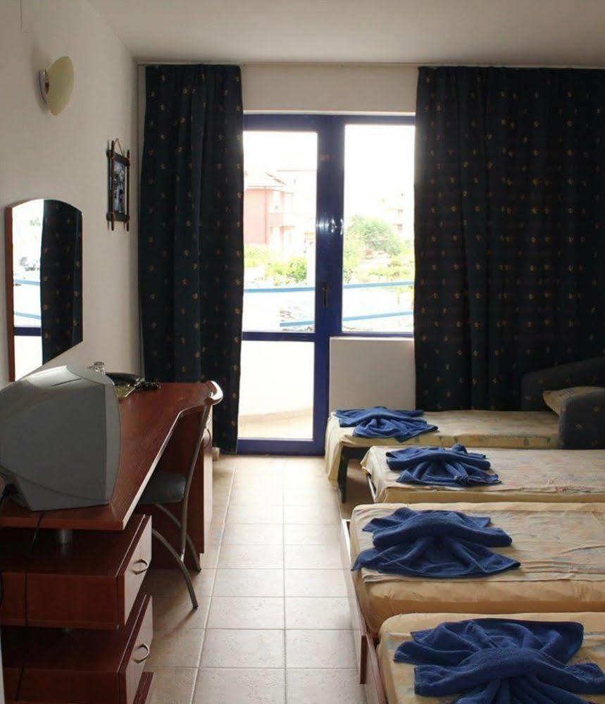 Siana Hotel Sveti Vlas Esterno foto