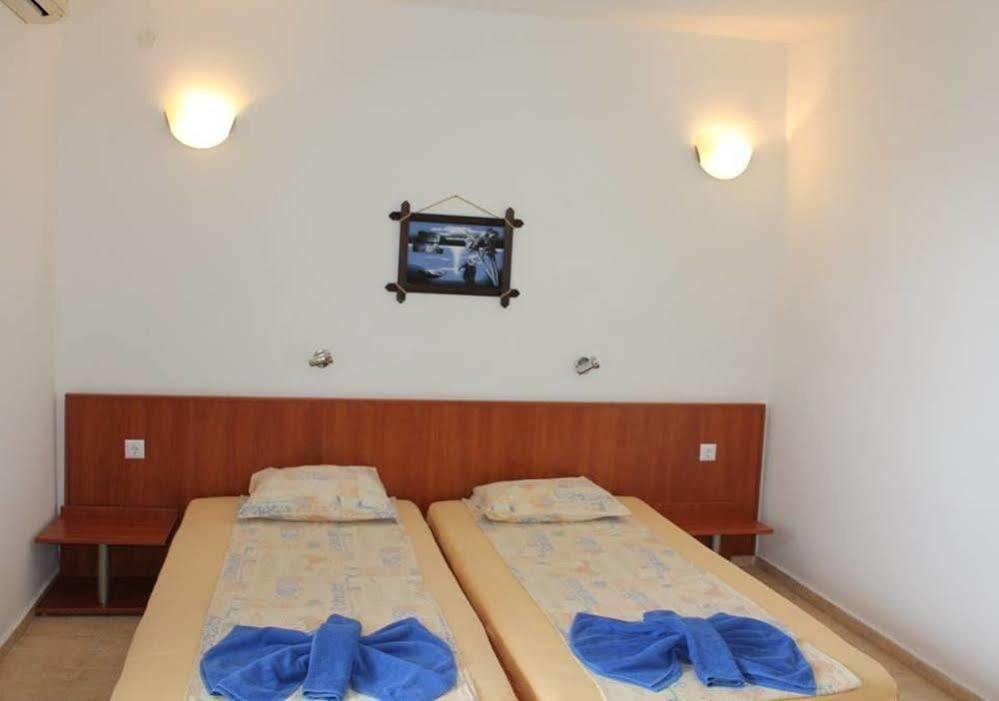 Siana Hotel Sveti Vlas Esterno foto