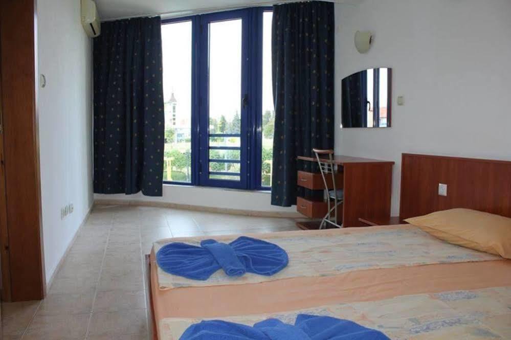 Siana Hotel Sveti Vlas Esterno foto